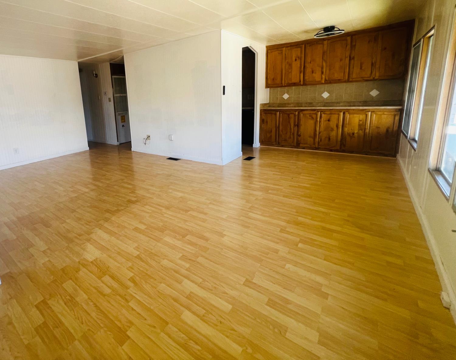 2505 Jackson Ave #132, Escalon, CA 95320