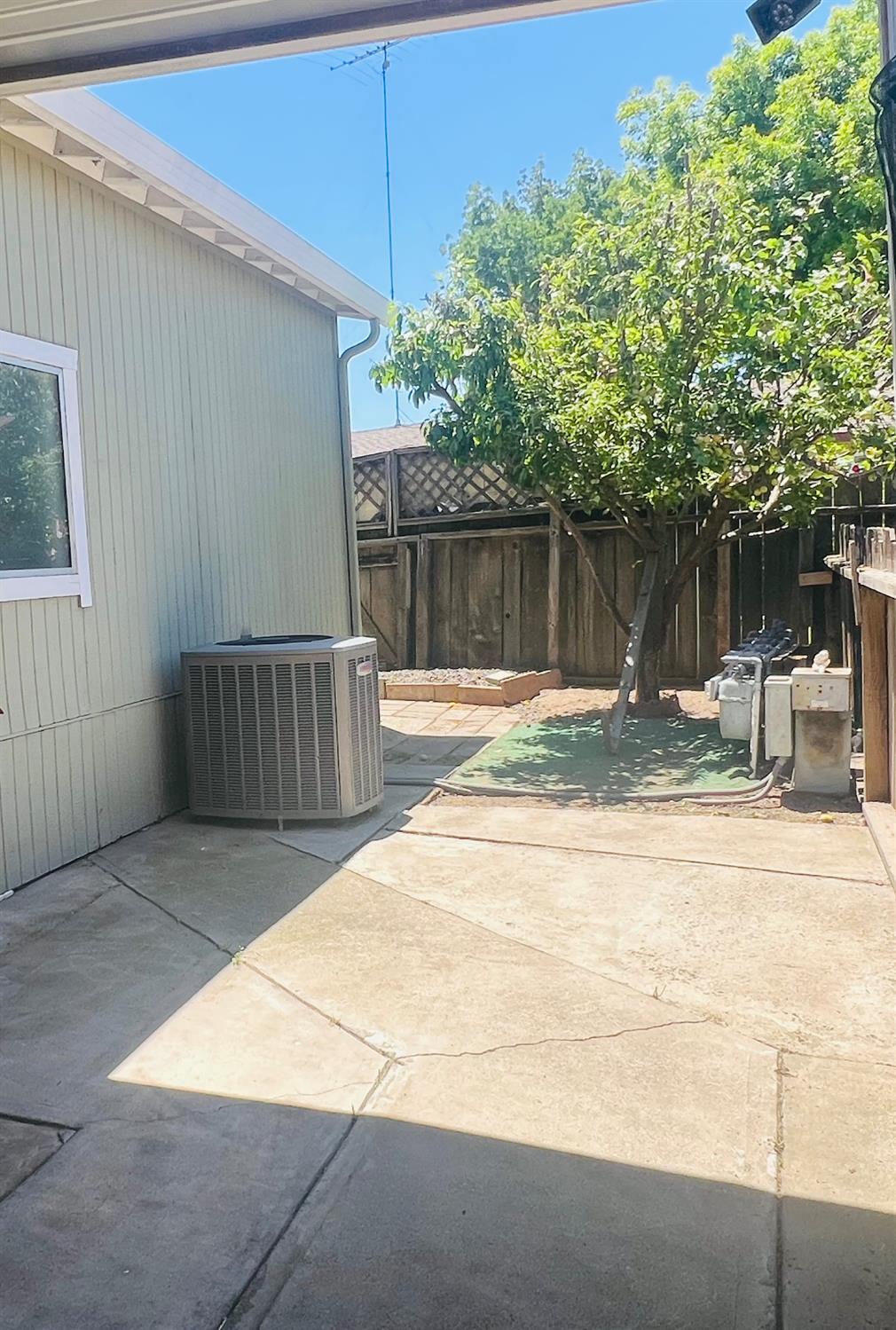 2505 Jackson Ave #132, Escalon, CA 95320