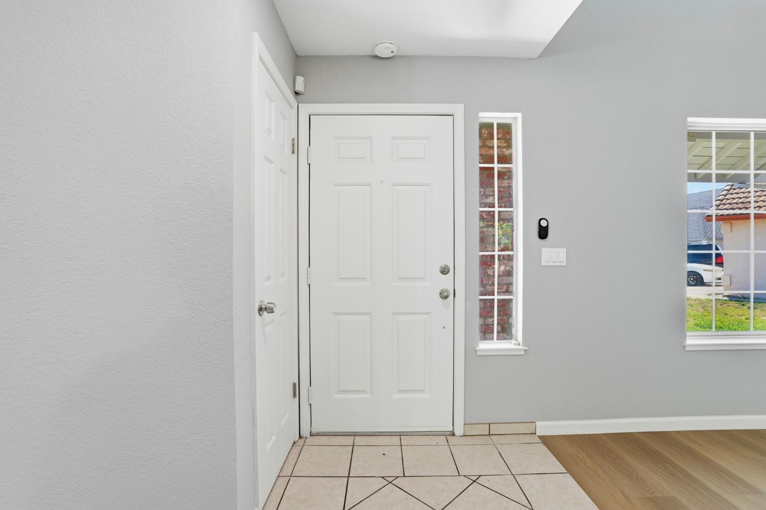 936 Oakbrooke Ct, Modesto, CA 95351