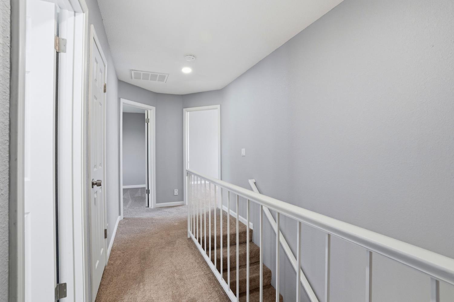 936 Oakbrooke Ct, Modesto, CA 95351