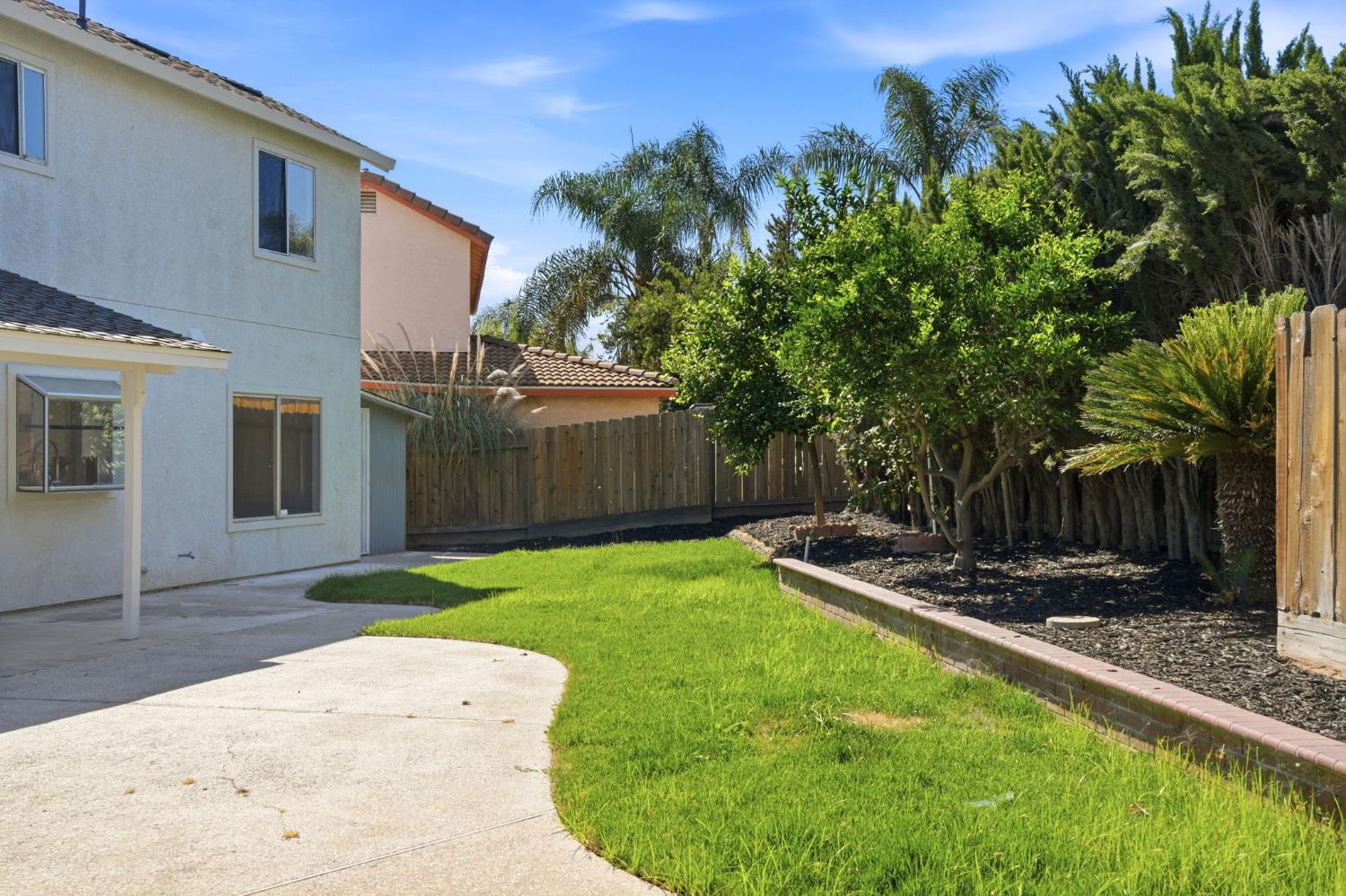 936 Oakbrooke Ct, Modesto, CA 95351