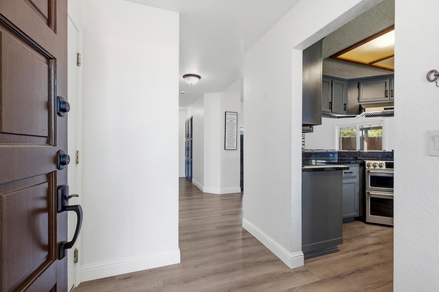 2248 Clear Creek Ct, Newman, CA 95360