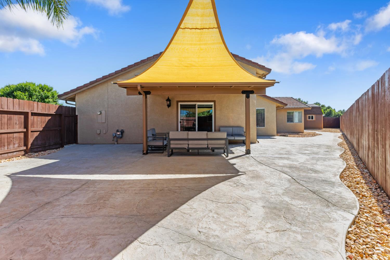 2248 Clear Creek Ct, Newman, CA 95360