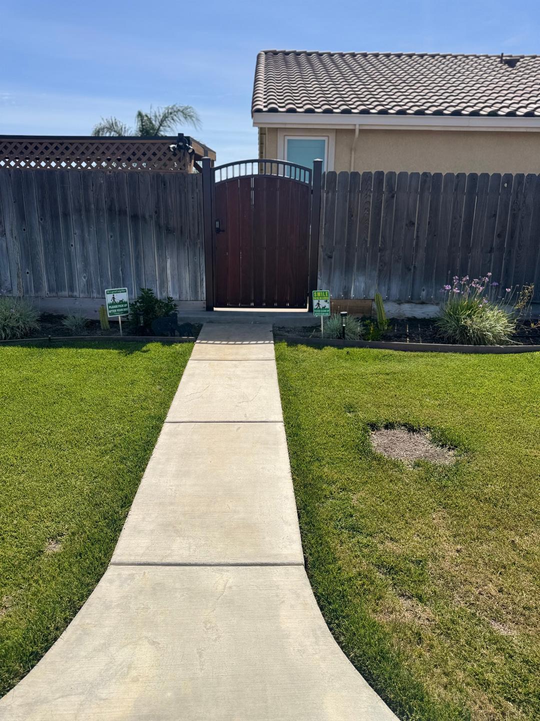 636 Pinelli Dr, Los Banos, CA 93635
