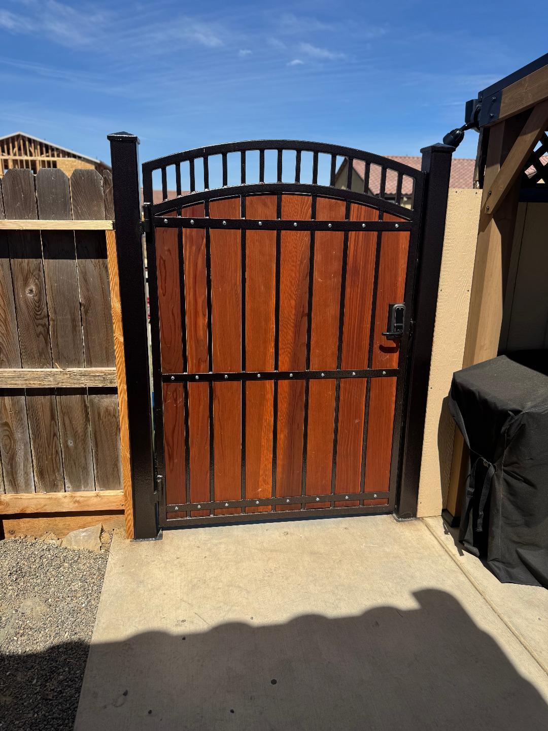 636 Pinelli Dr, Los Banos, CA 93635