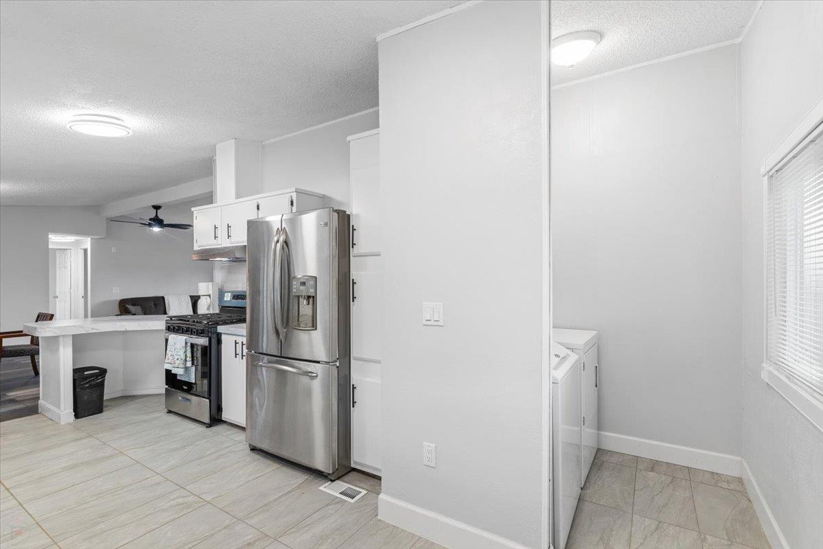 5901 Newbrook Cir #117, Riverbank, CA 95367