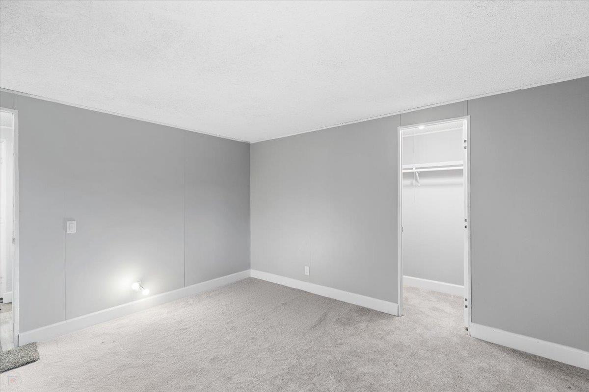 5901 Newbrook Cir #117, Riverbank, CA 95367