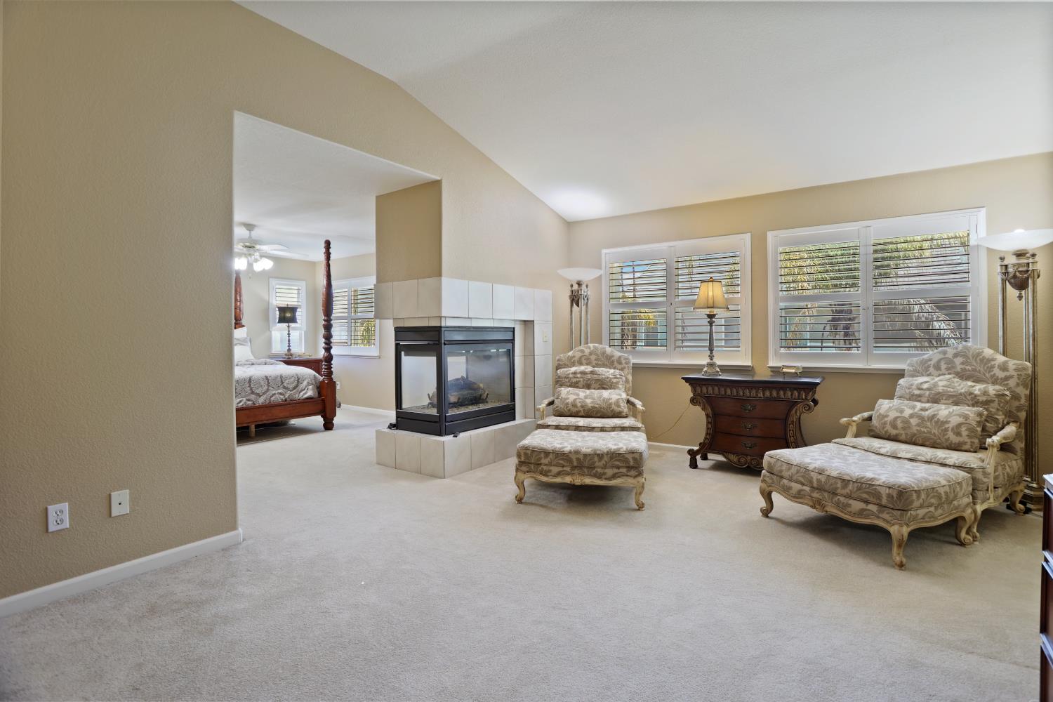 935 Shortland Cir, Manteca, CA 95337