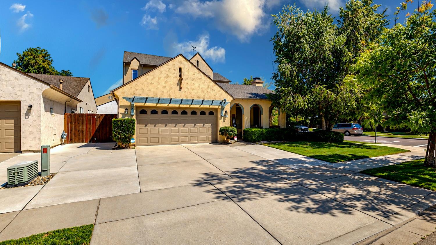 1267 Casual Ln, Turlock, CA 95382