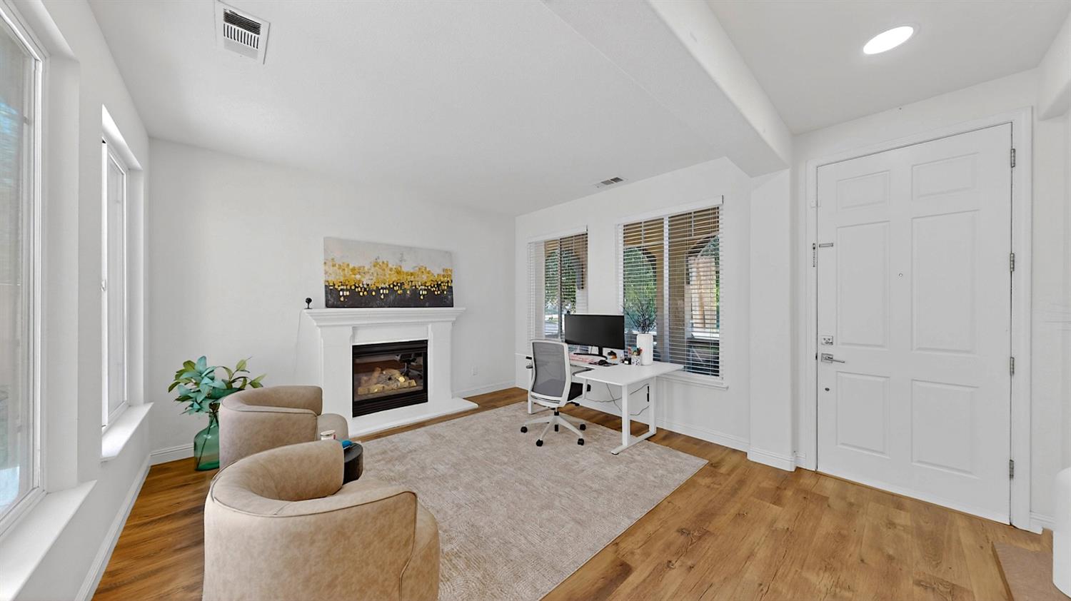 1267 Casual Ln, Turlock, CA 95382