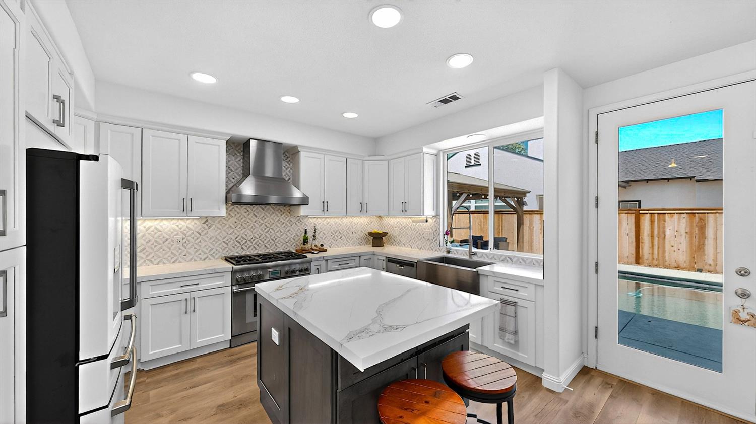 1267 Casual Ln, Turlock, CA 95382