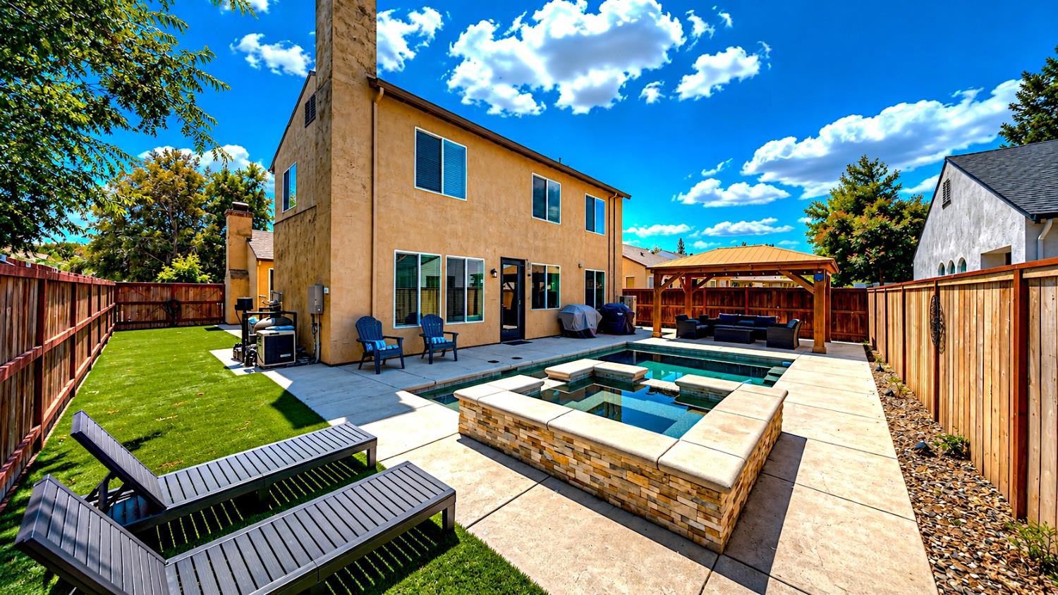 1267 Casual Ln, Turlock, CA 95382
