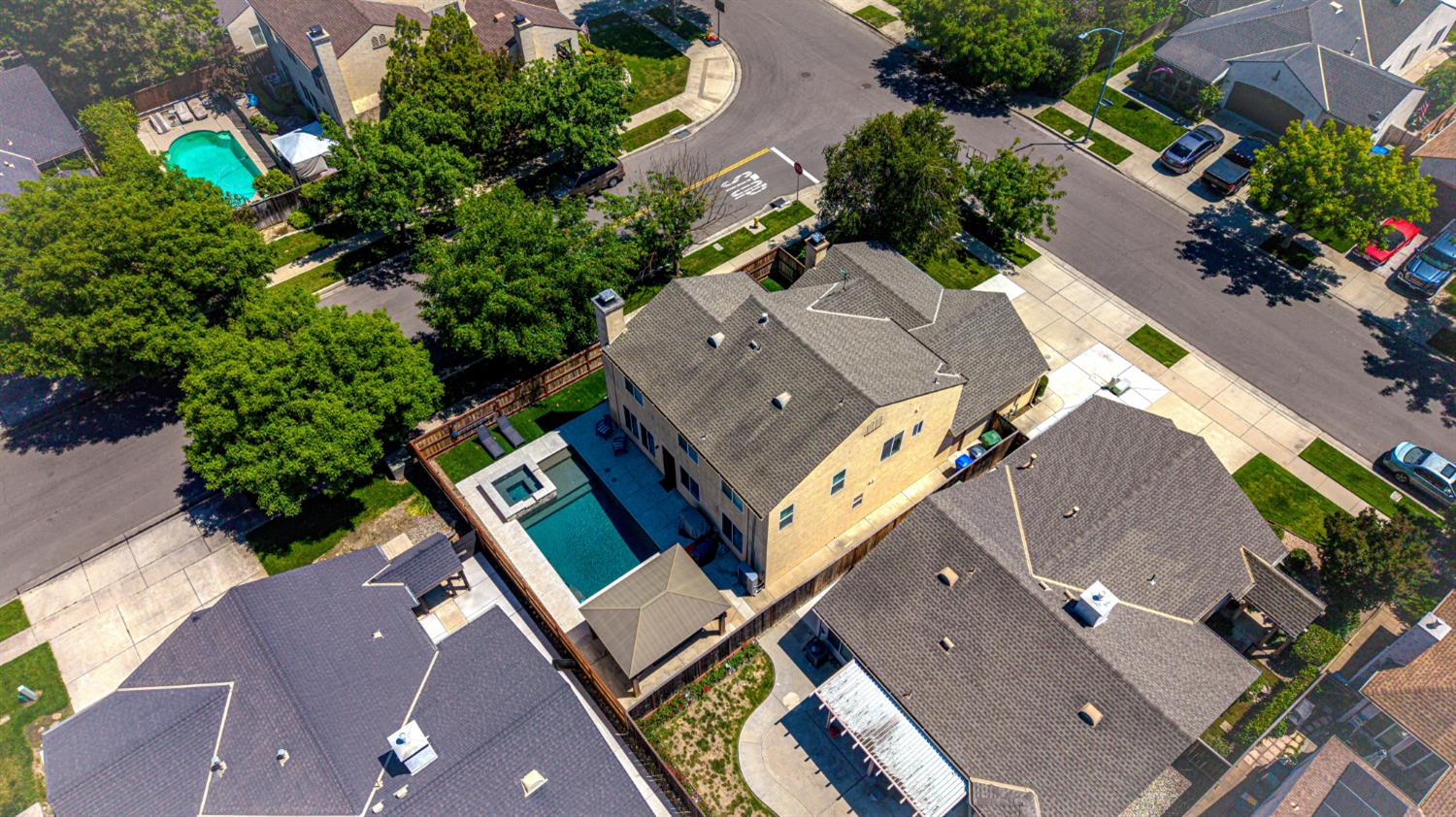 1267 Casual Ln, Turlock, CA 95382