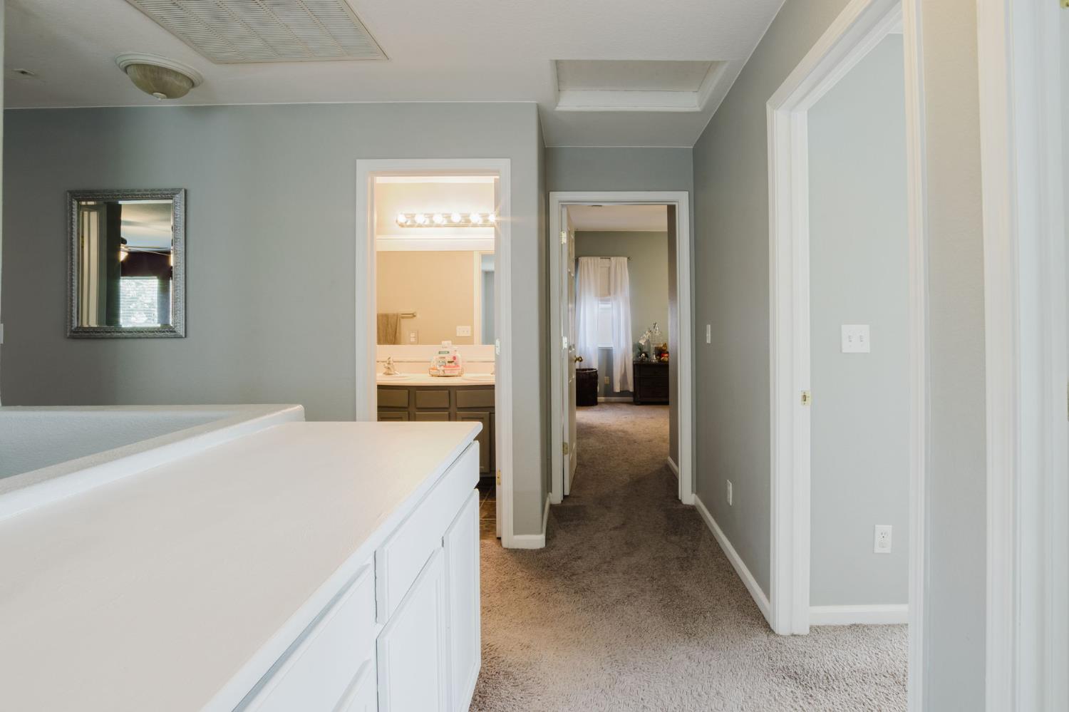 2441 Jubilee Dr, Turlock, CA 95380