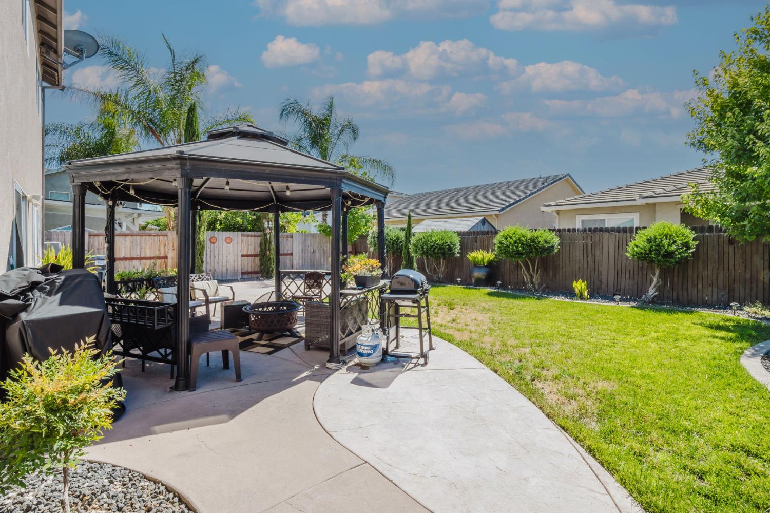 2441 Jubilee Dr, Turlock, CA 95380