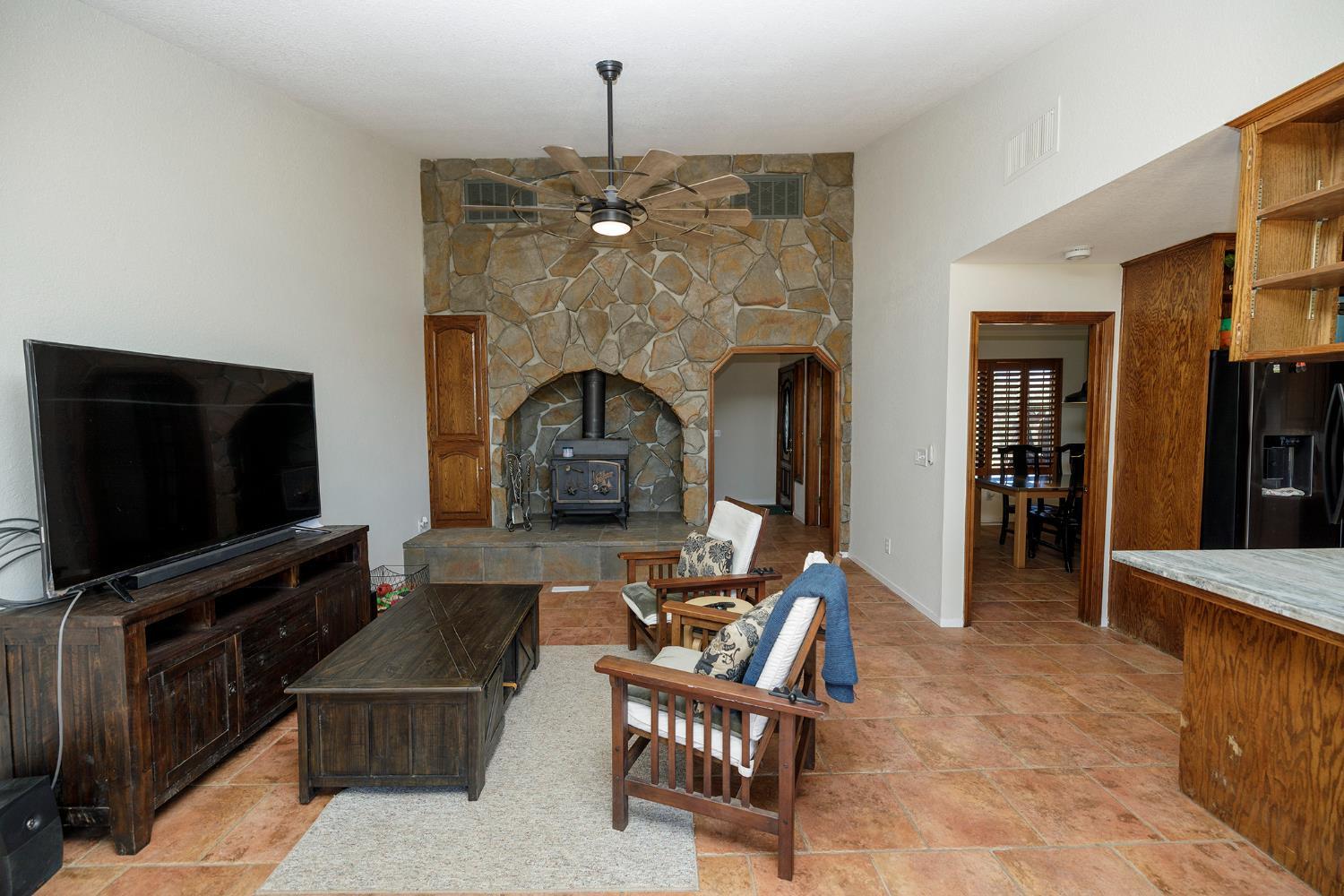 5072 Buckboard, Copperopolis, CA 95228