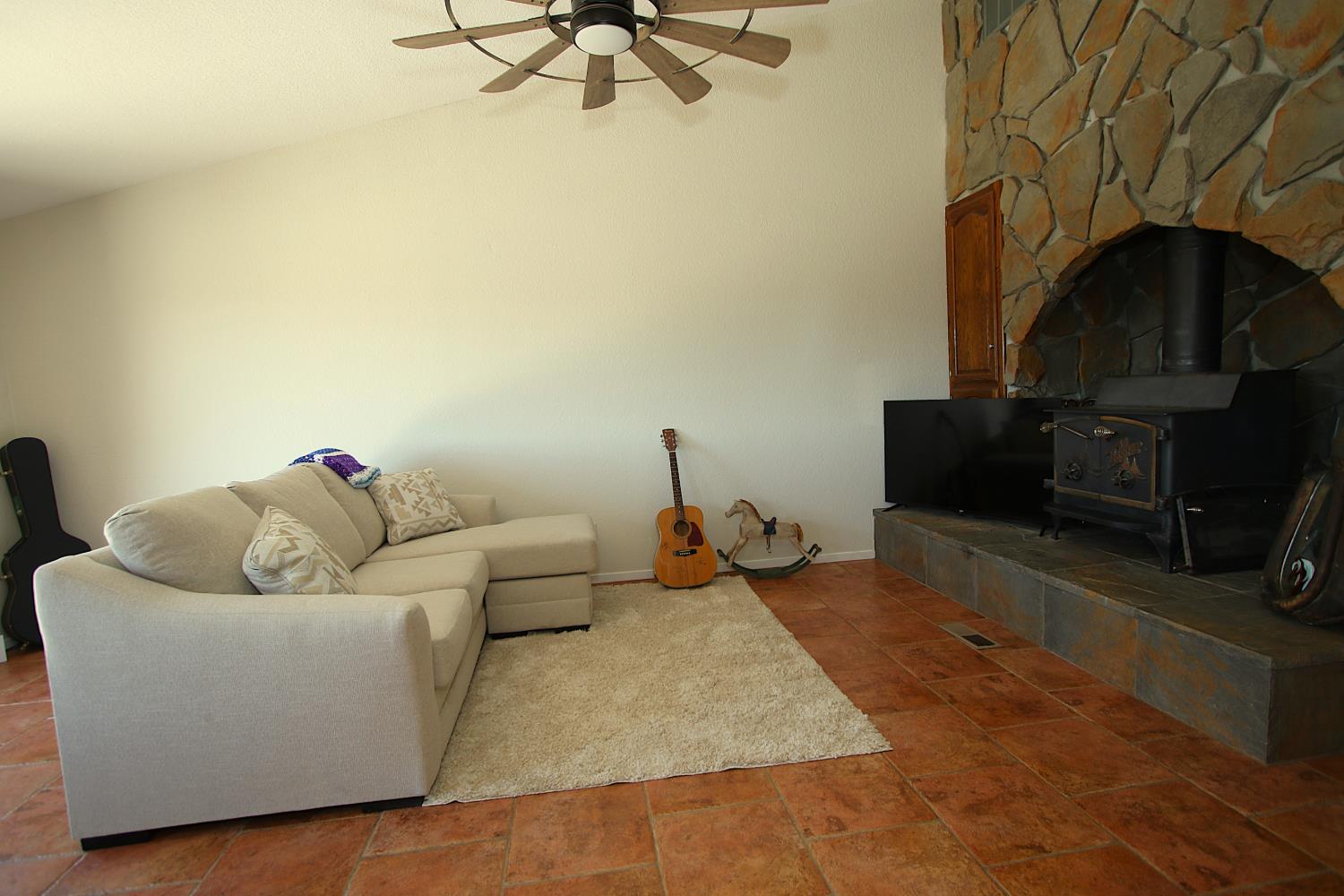 5072 Buckboard, Copperopolis, CA 95228