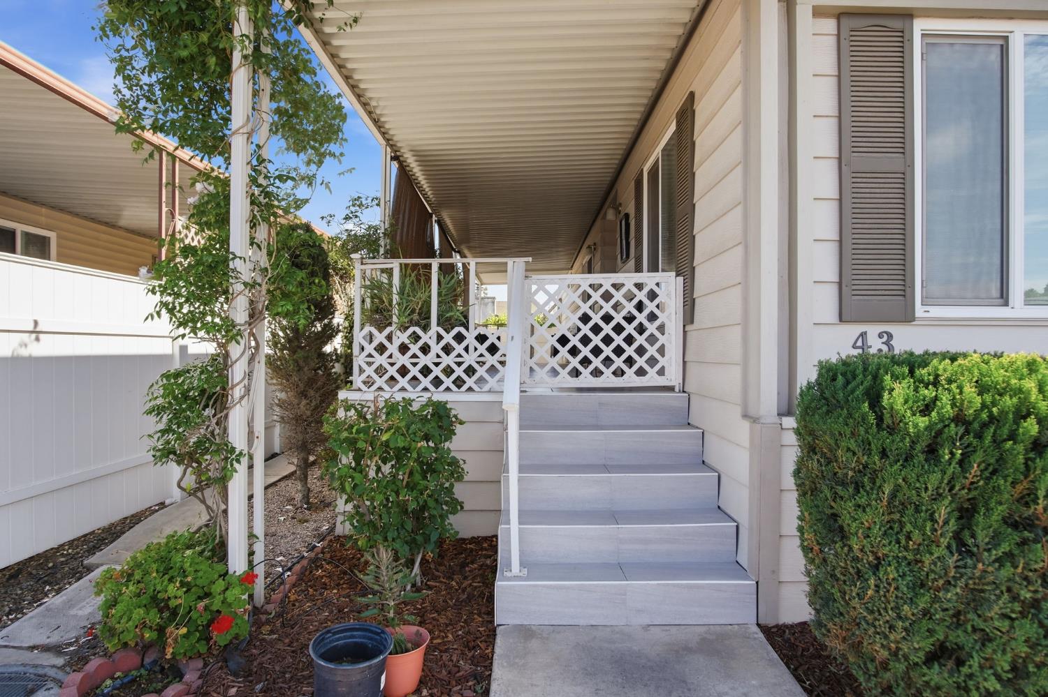1400 N Tully Rd #43, Turlock, CA 95380
