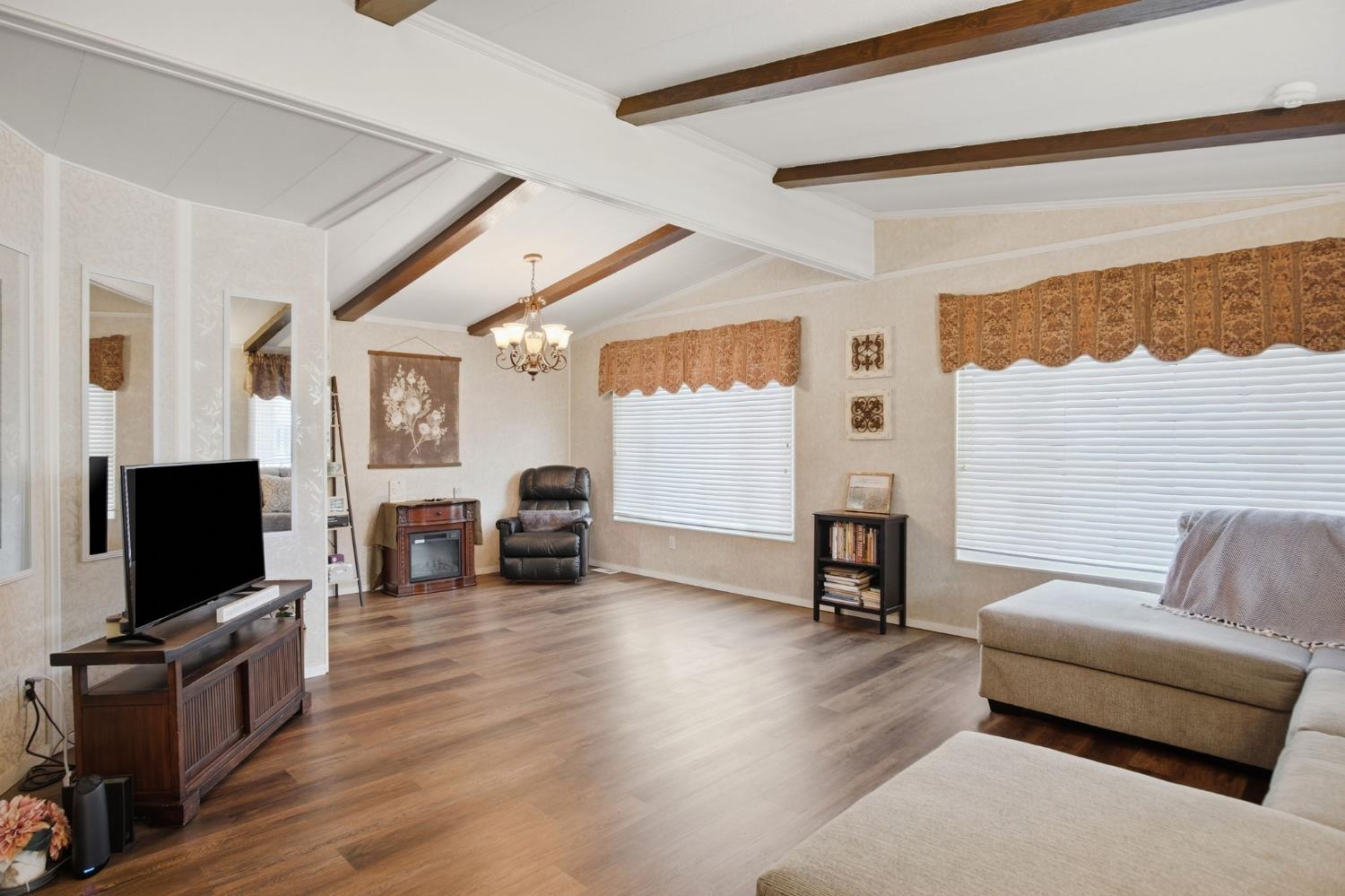 1400 N Tully Rd #43, Turlock, CA 95380