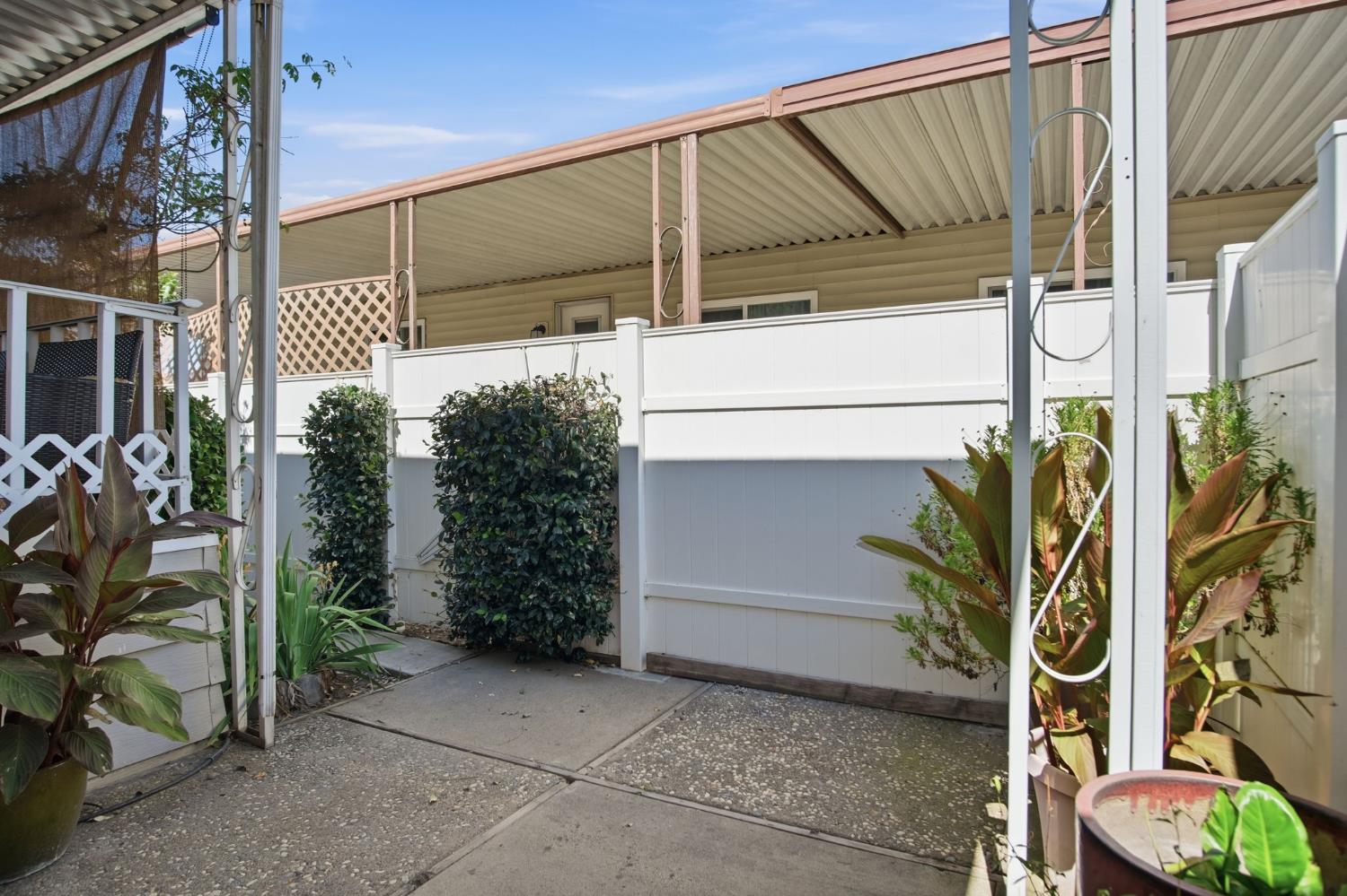 1400 N Tully Rd #43, Turlock, CA 95380