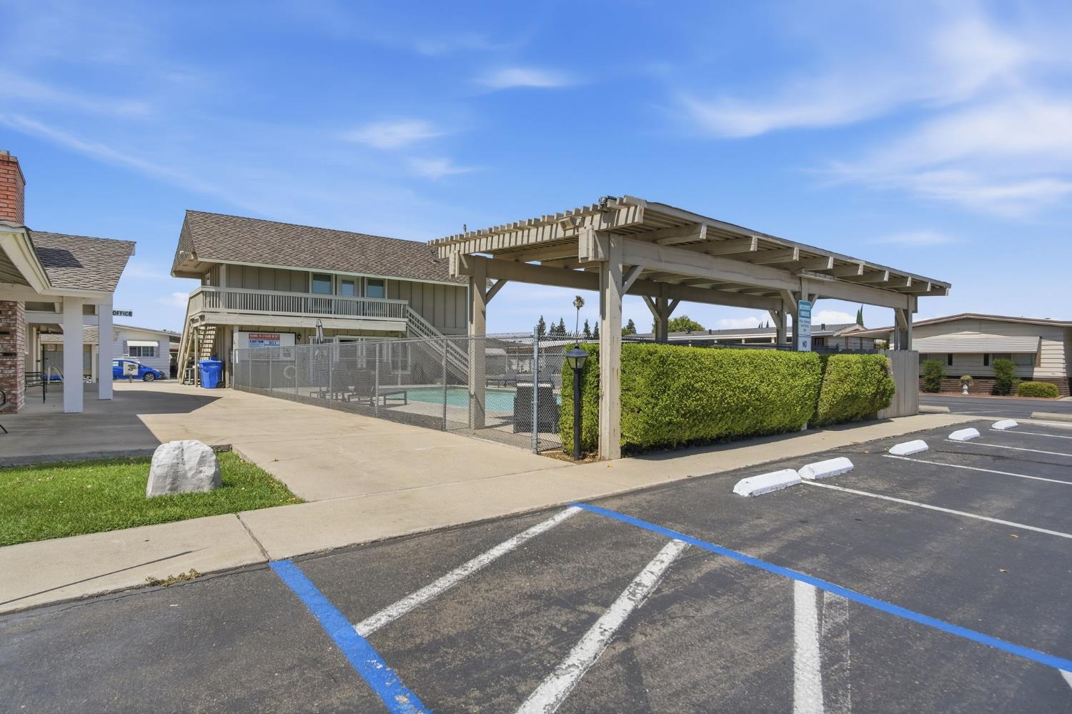 1400 N Tully Rd #43, Turlock, CA 95380