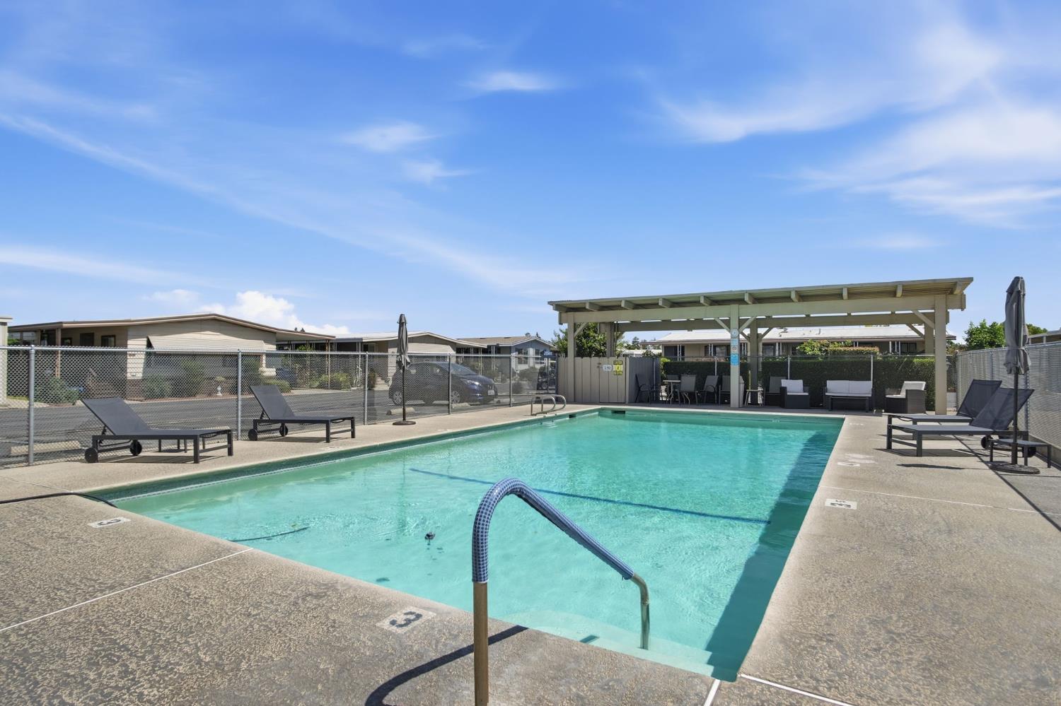 1400 N Tully Rd #43, Turlock, CA 95380