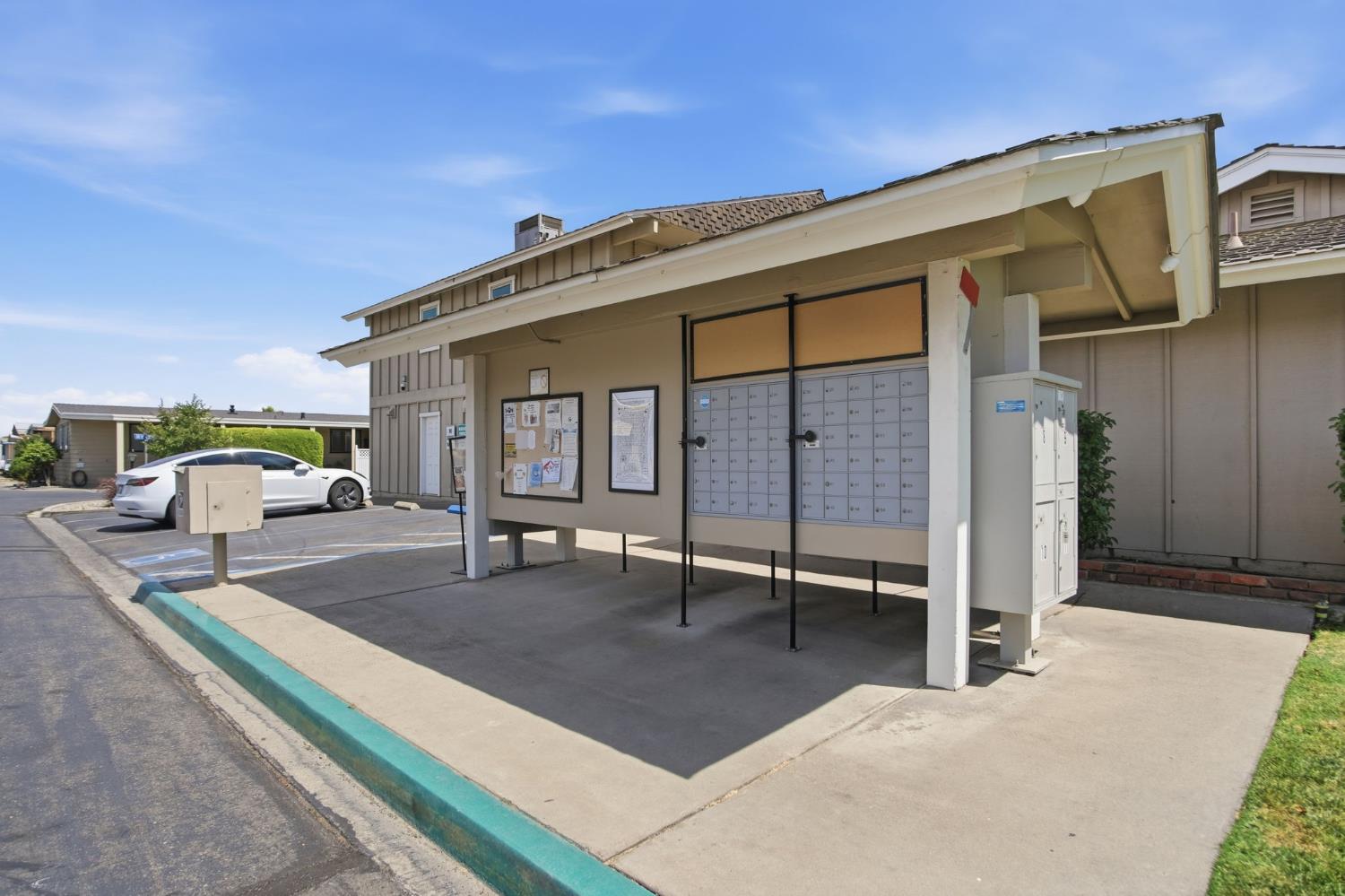 1400 N Tully Rd #43, Turlock, CA 95380