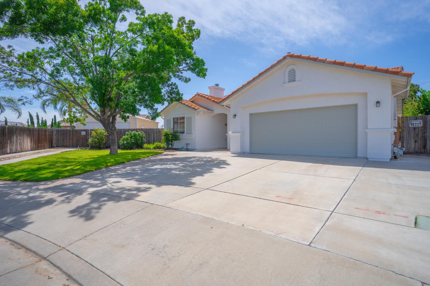 766 Amelia Ct, Los Banos, CA 93635