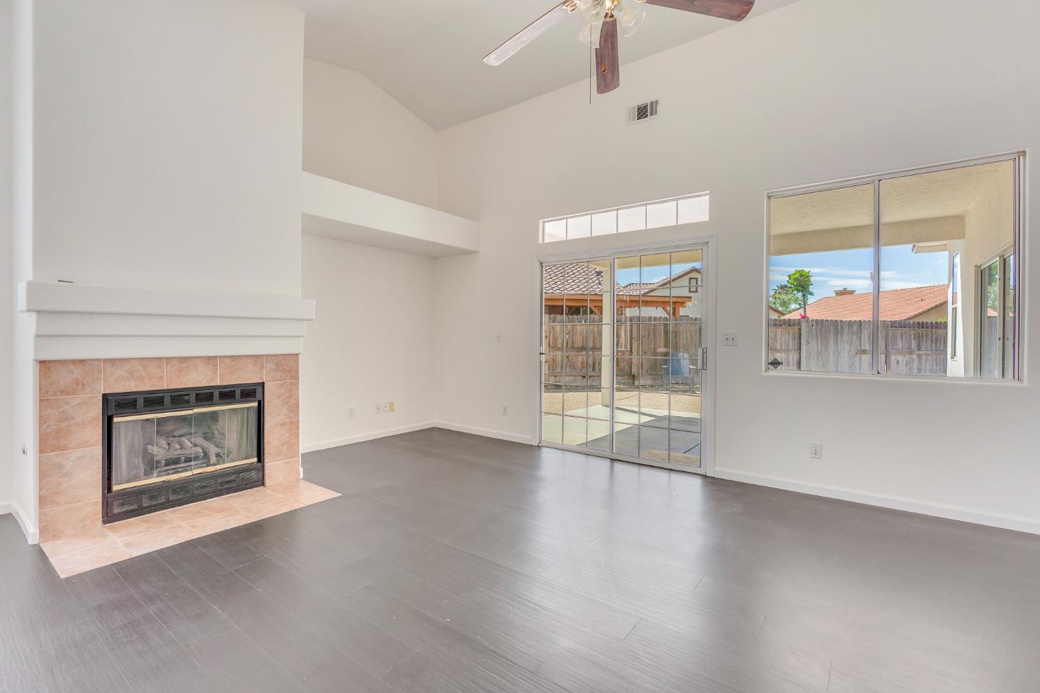 766 Amelia Ct, Los Banos, CA 93635