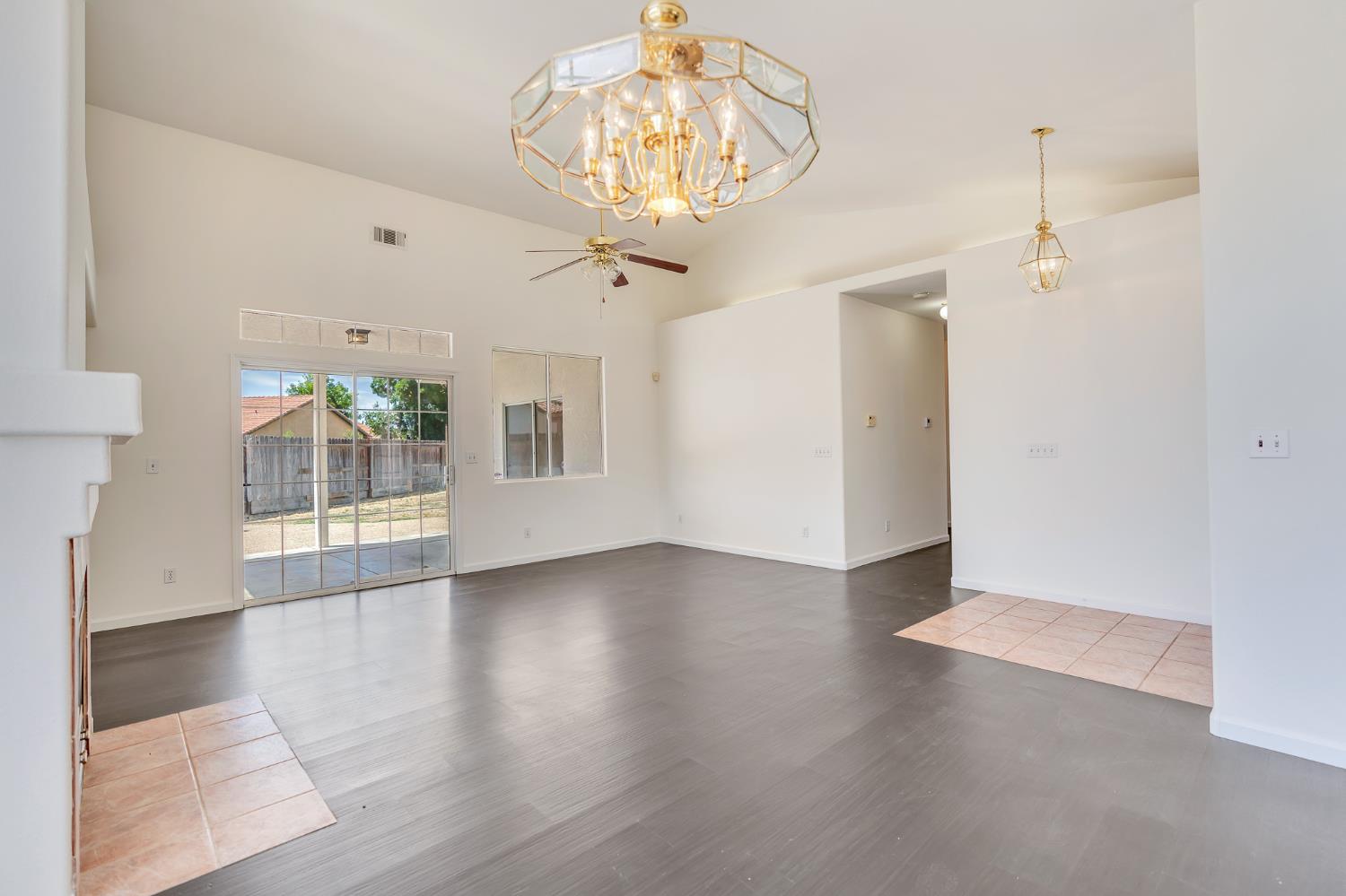766 Amelia Ct, Los Banos, CA 93635