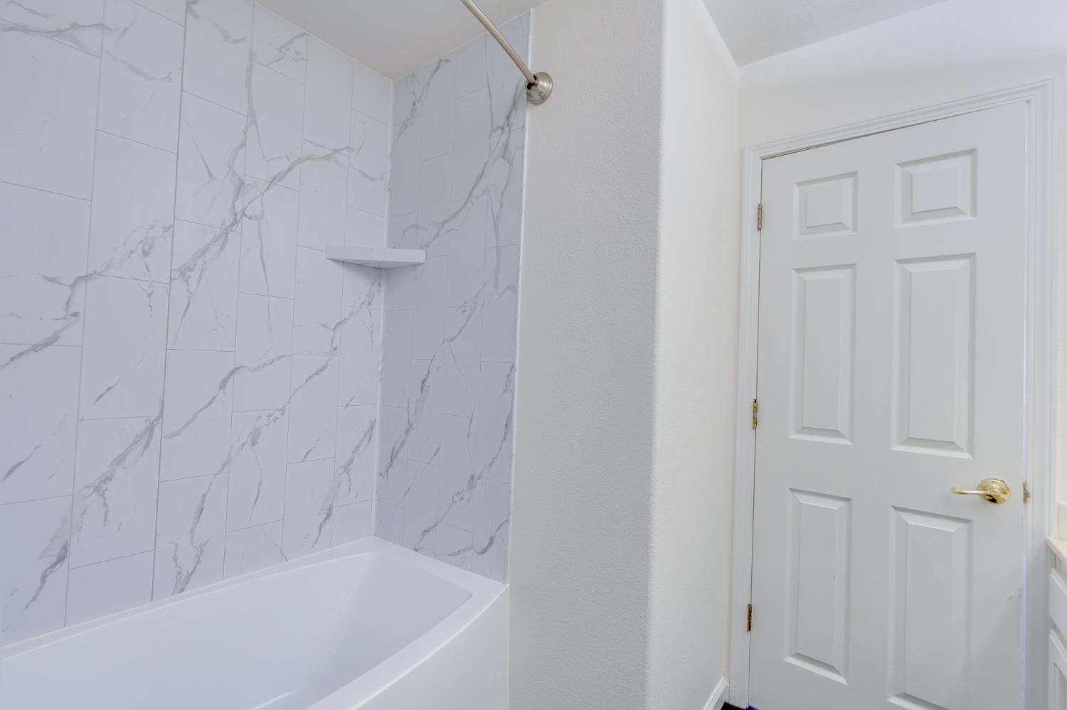 766 Amelia Ct, Los Banos, CA 93635