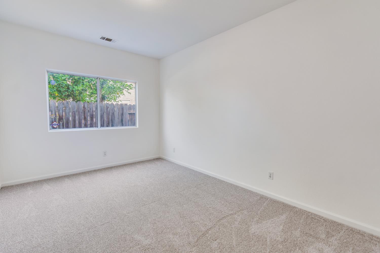 766 Amelia Ct, Los Banos, CA 93635