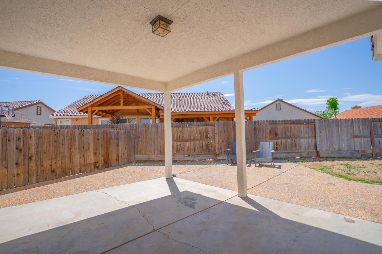 766 Amelia Ct, Los Banos, CA 93635