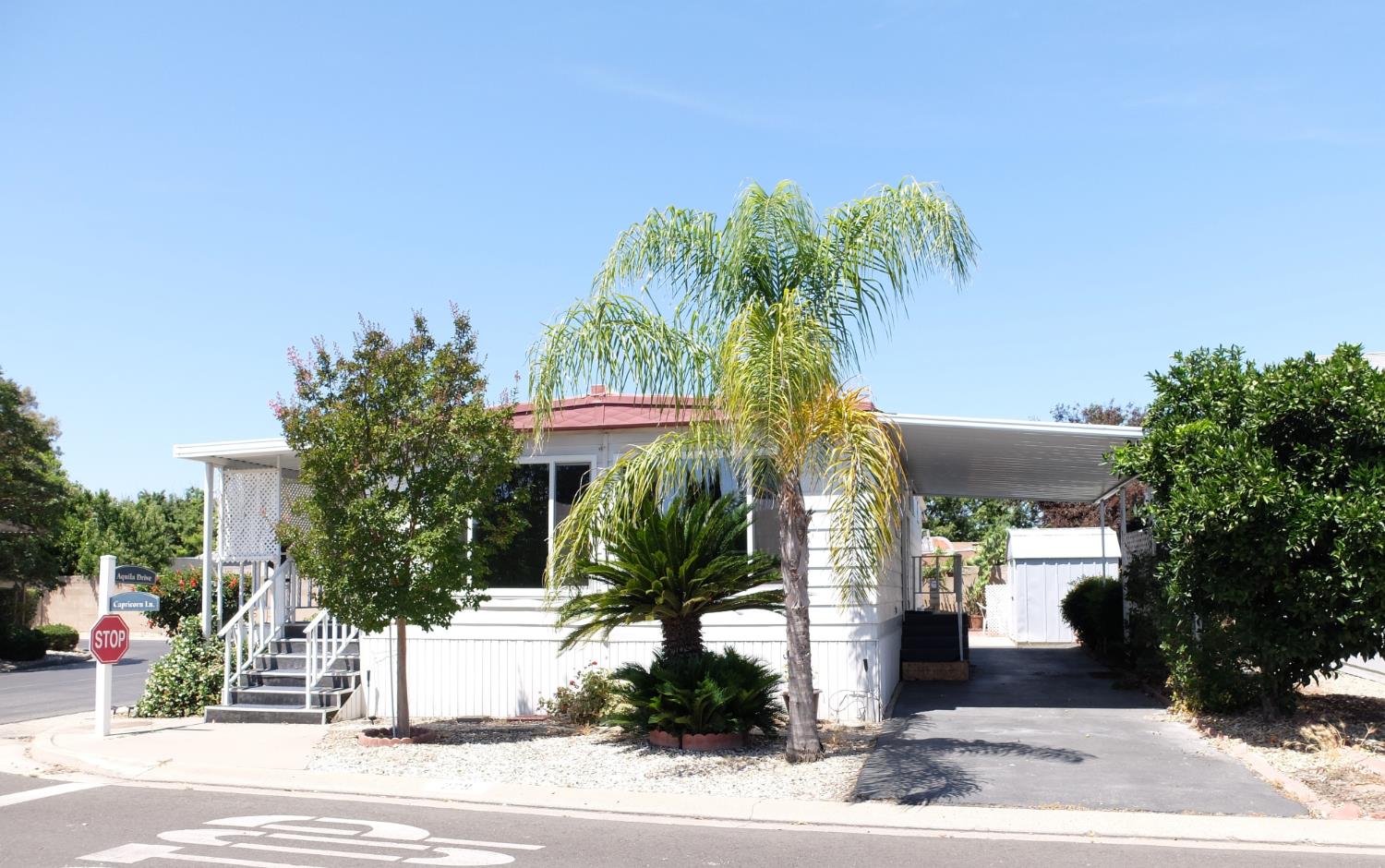 2621 Prescott Rd #229, Modesto, CA 95350
