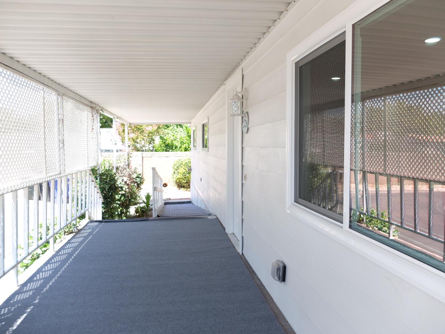 2621 Prescott Rd #229, Modesto, CA 95350