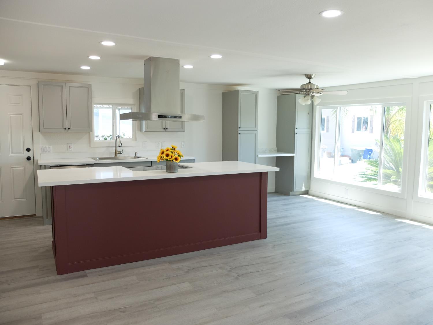 2621 Prescott Rd #229, Modesto, CA 95350