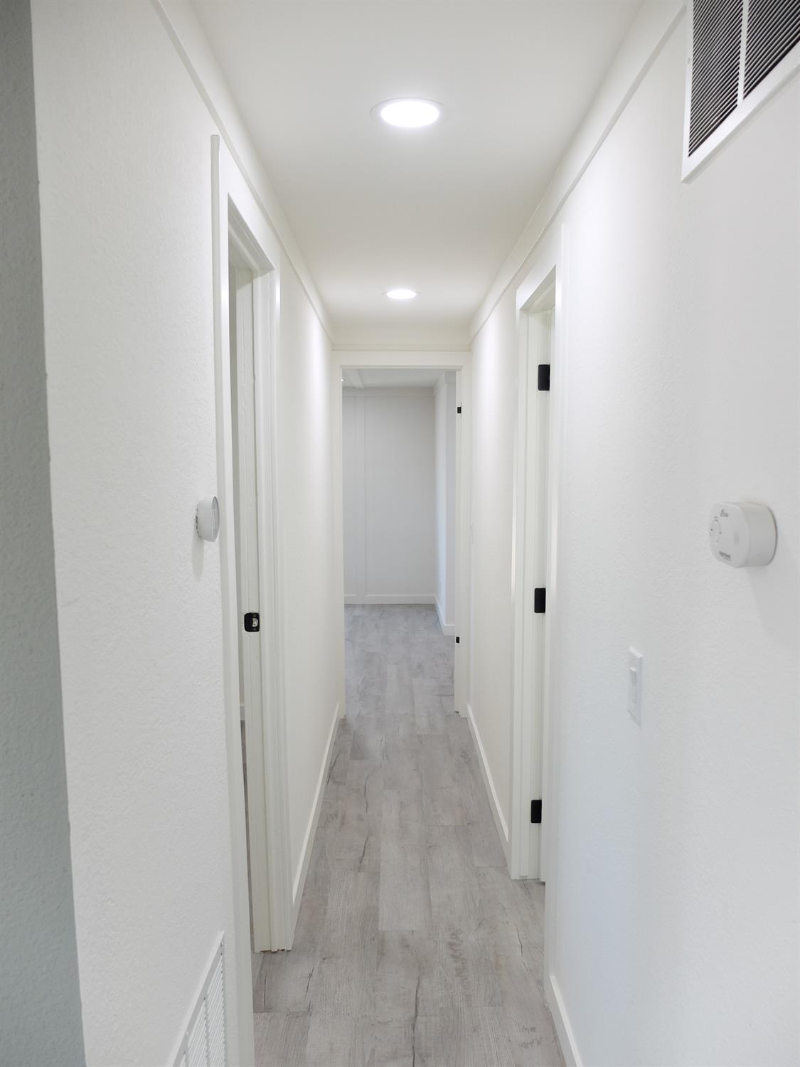 2621 Prescott Rd #229, Modesto, CA 95350