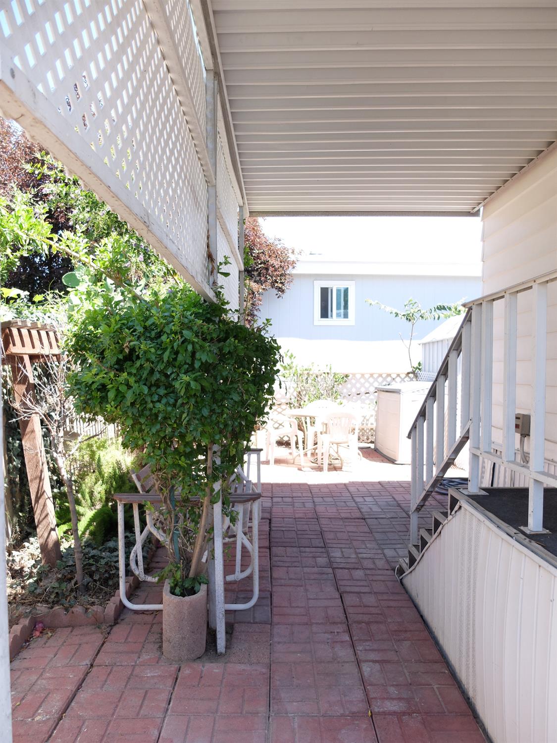 2621 Prescott Rd #229, Modesto, CA 95350