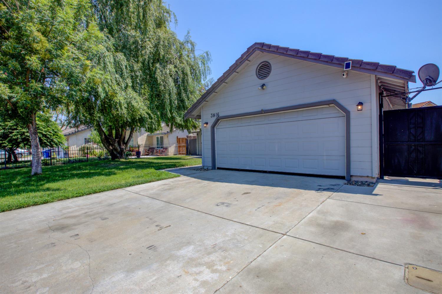 3816 Blaker Rd, Ceres, CA 95307