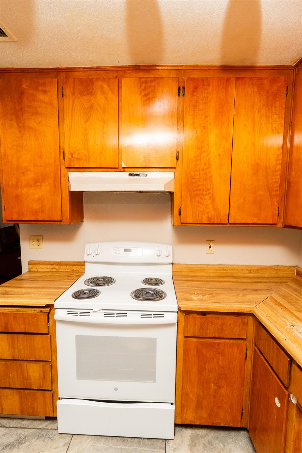 822 E glenwood, Turlock, CA 95380