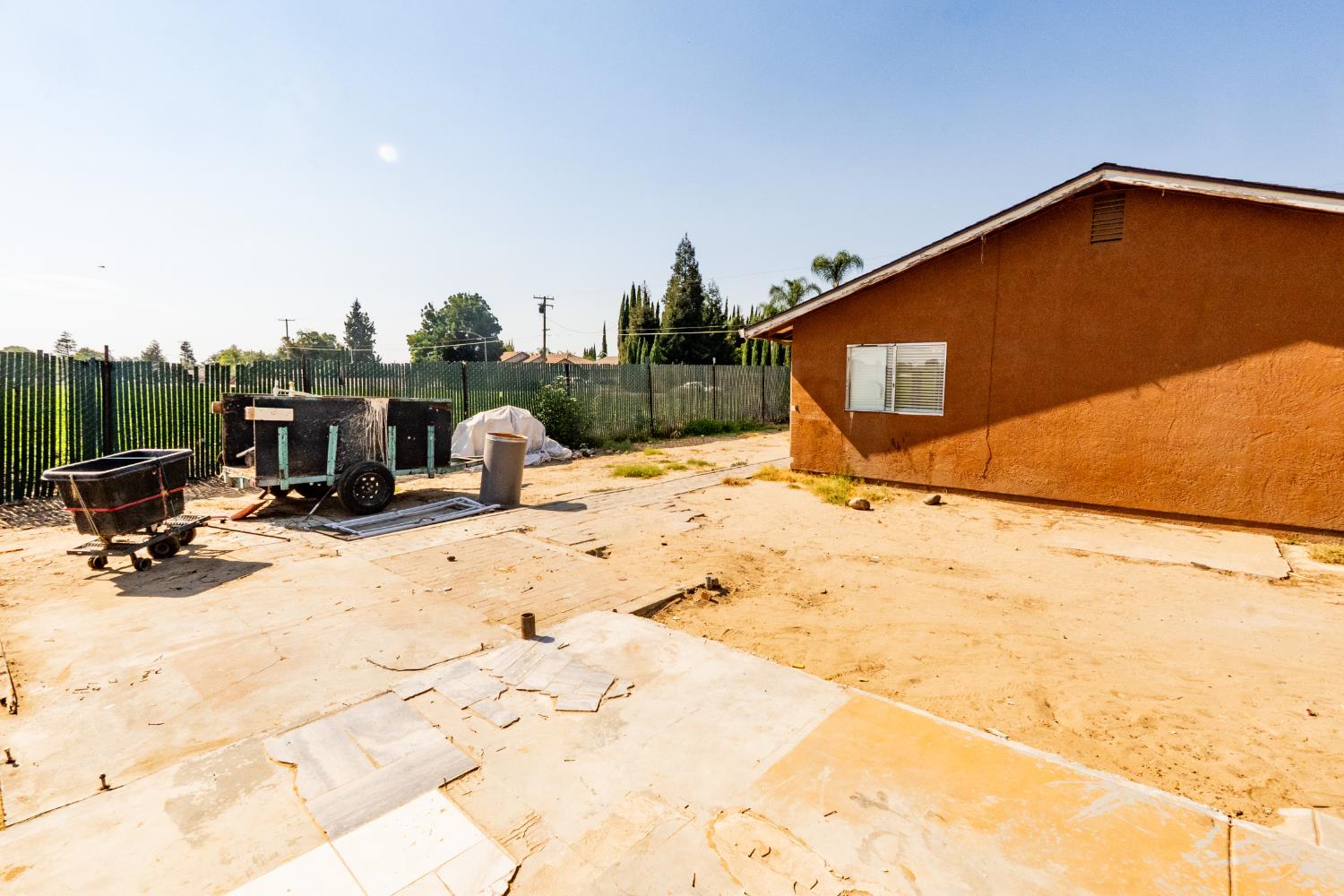 822 E glenwood, Turlock, CA 95380