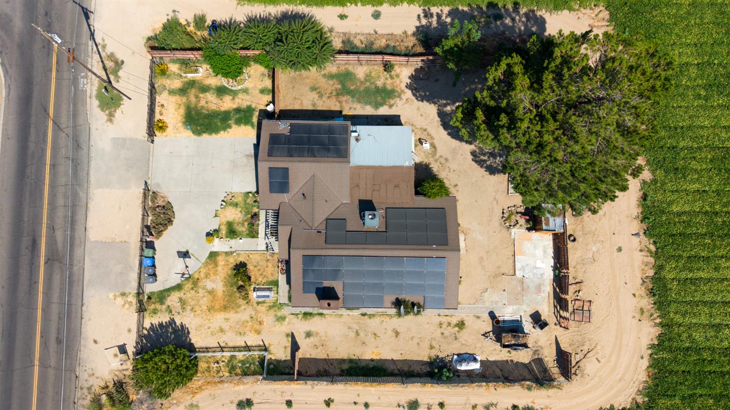 822 E glenwood, Turlock, CA 95380