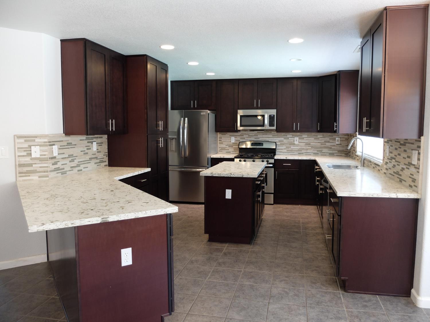 3304 Cardinal Flower Ave, Modesto, CA 95355
