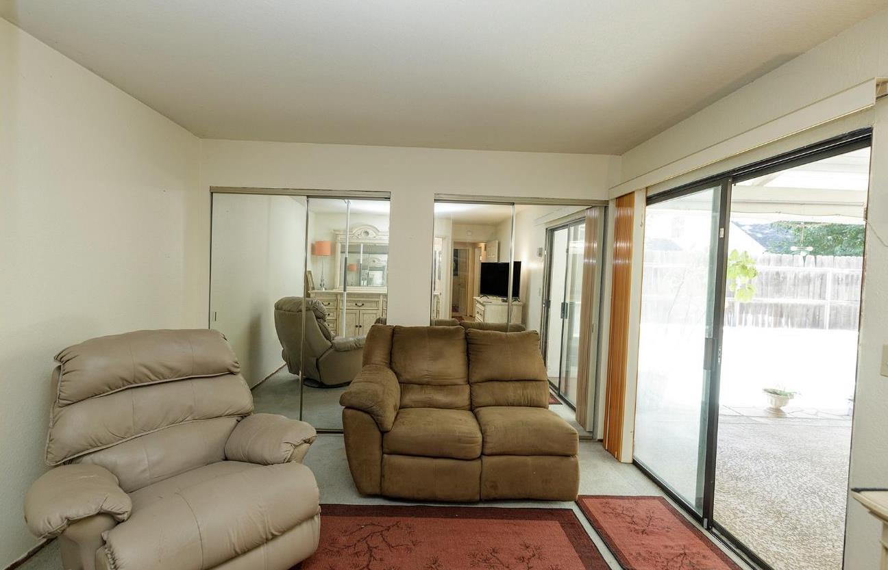 2533 Burlwood Dr, Modesto, CA 95355