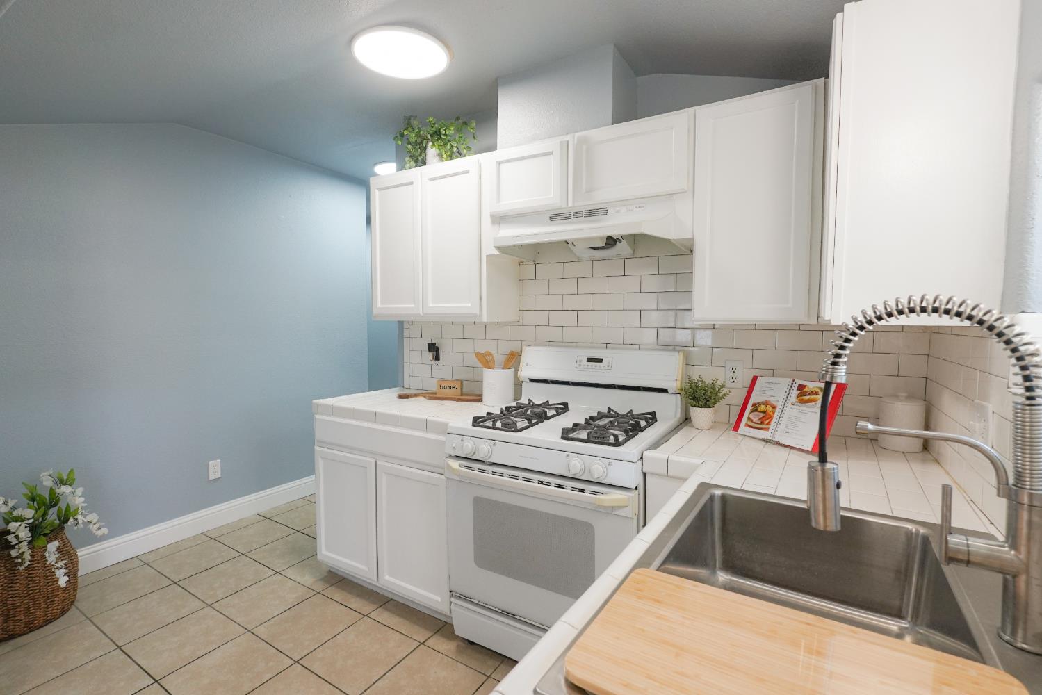 118 Mcgregor, Merced, CA 95341