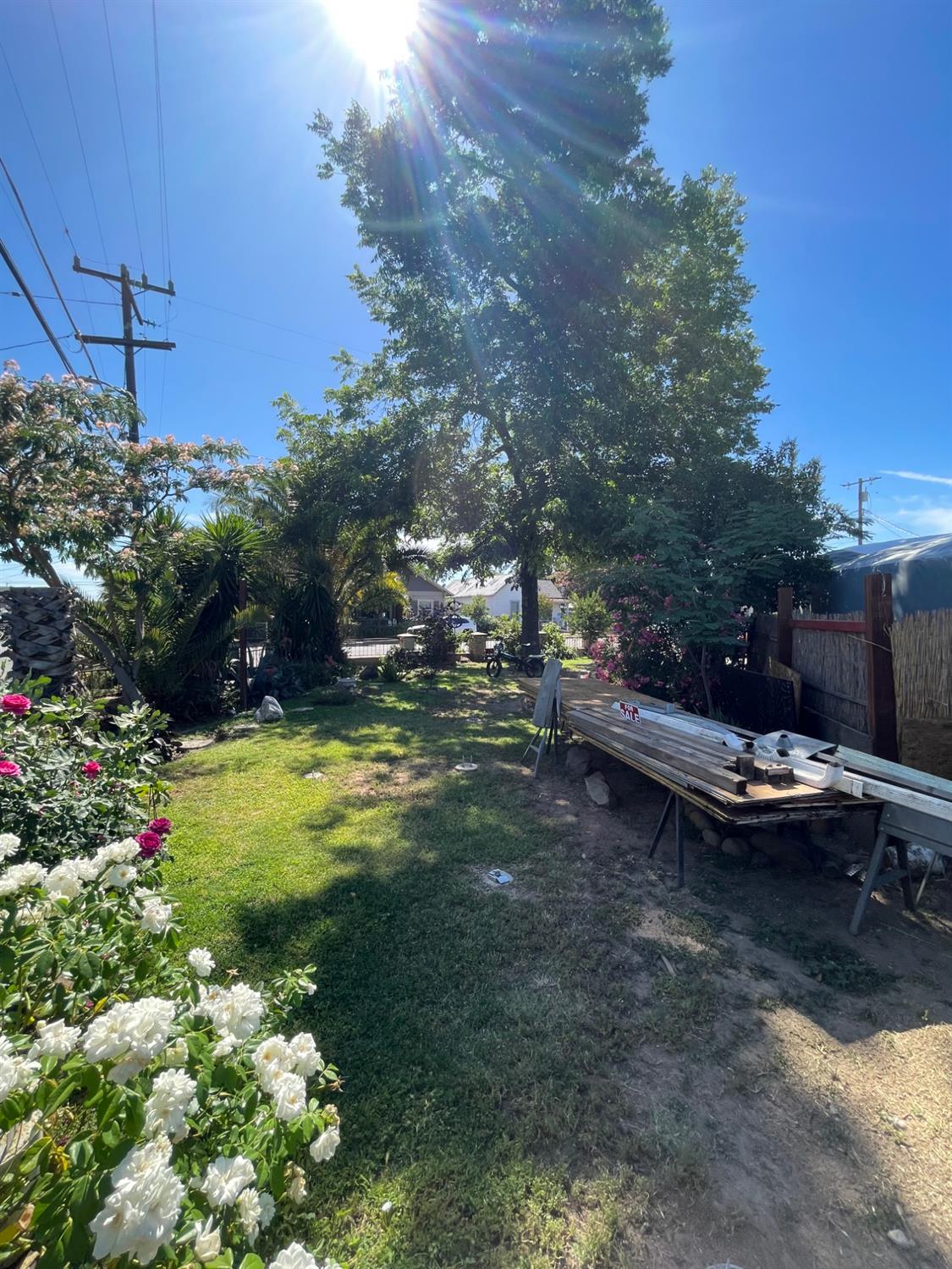 812 E H St, Oakdale, CA 95351