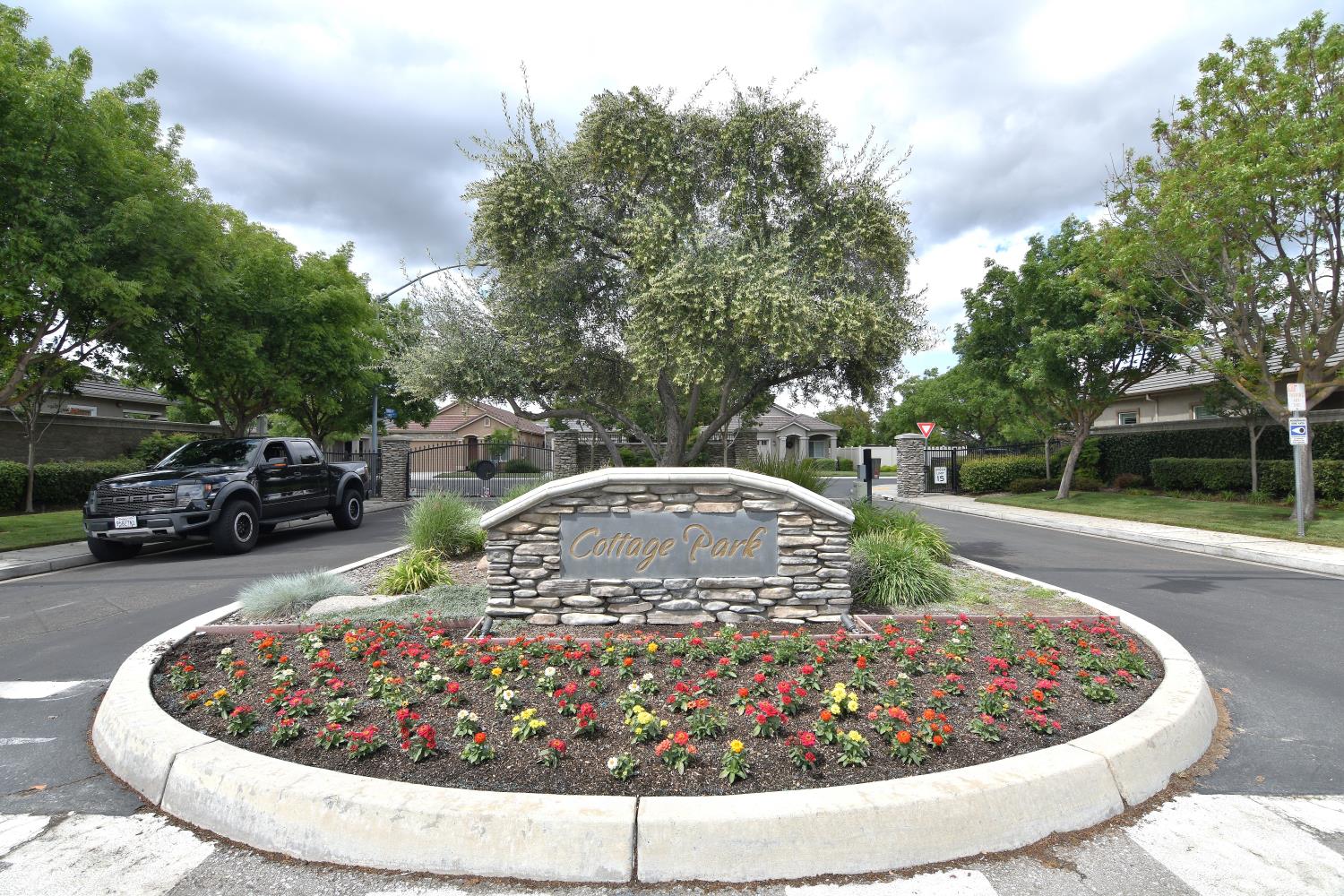 2260 State St, Turlock, CA 95380