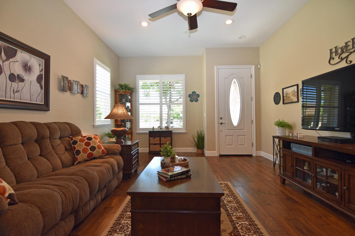 2260 State St, Turlock, CA 95380