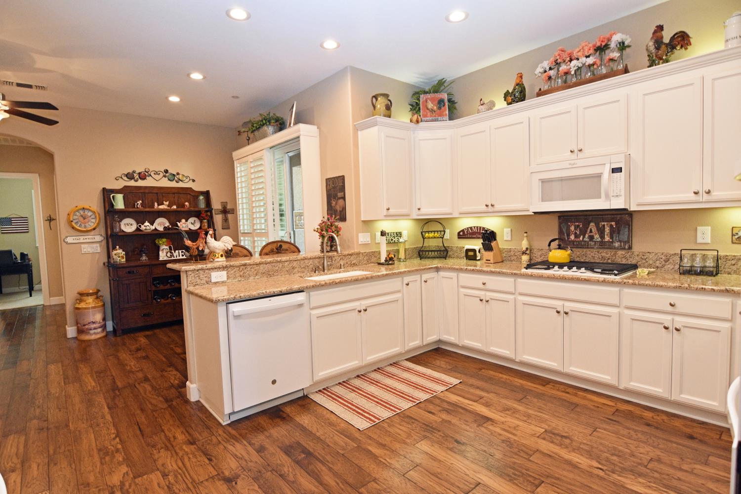 2260 State St, Turlock, CA 95380