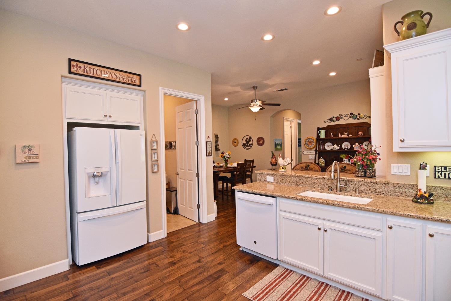2260 State St, Turlock, CA 95380